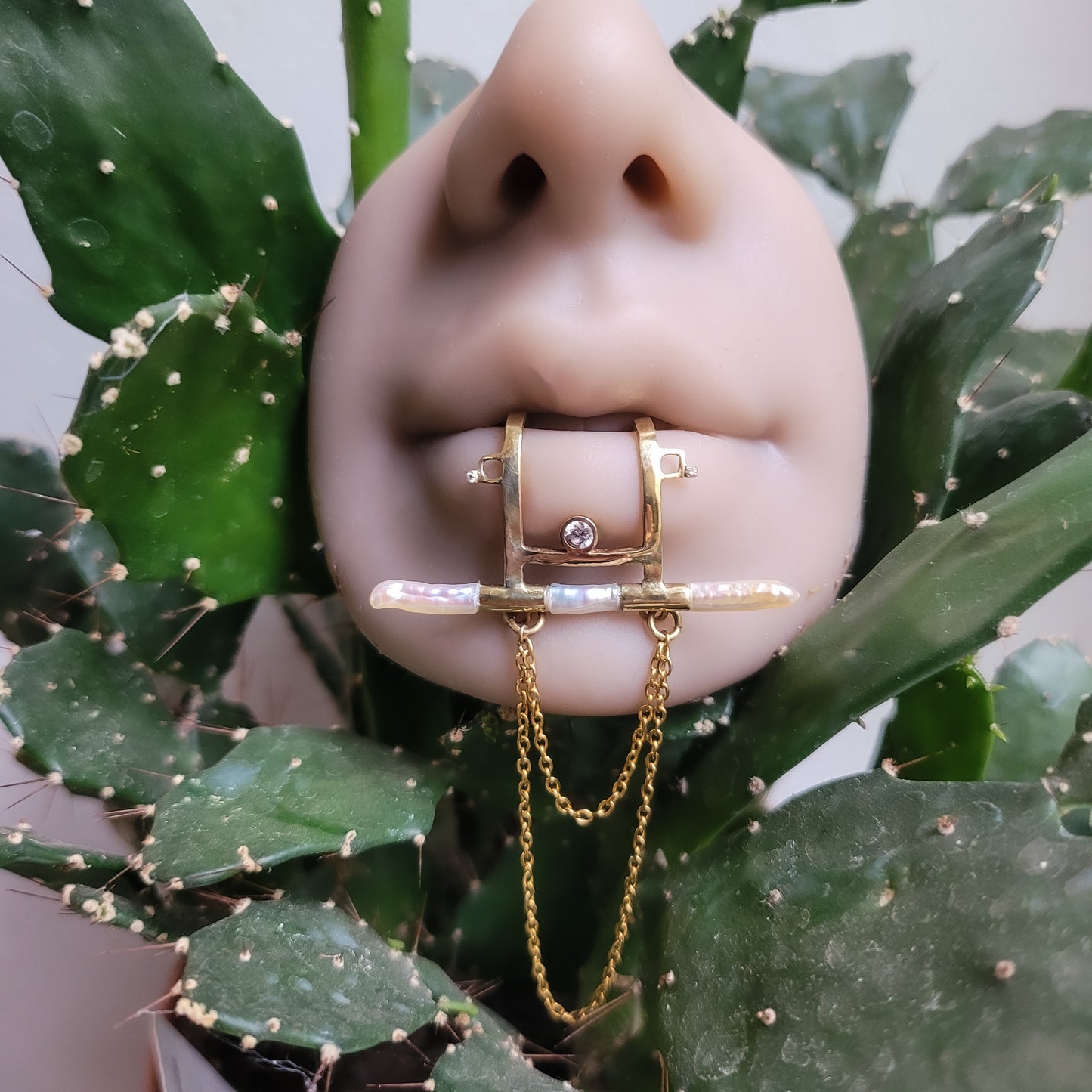 Wands Lip Clip
