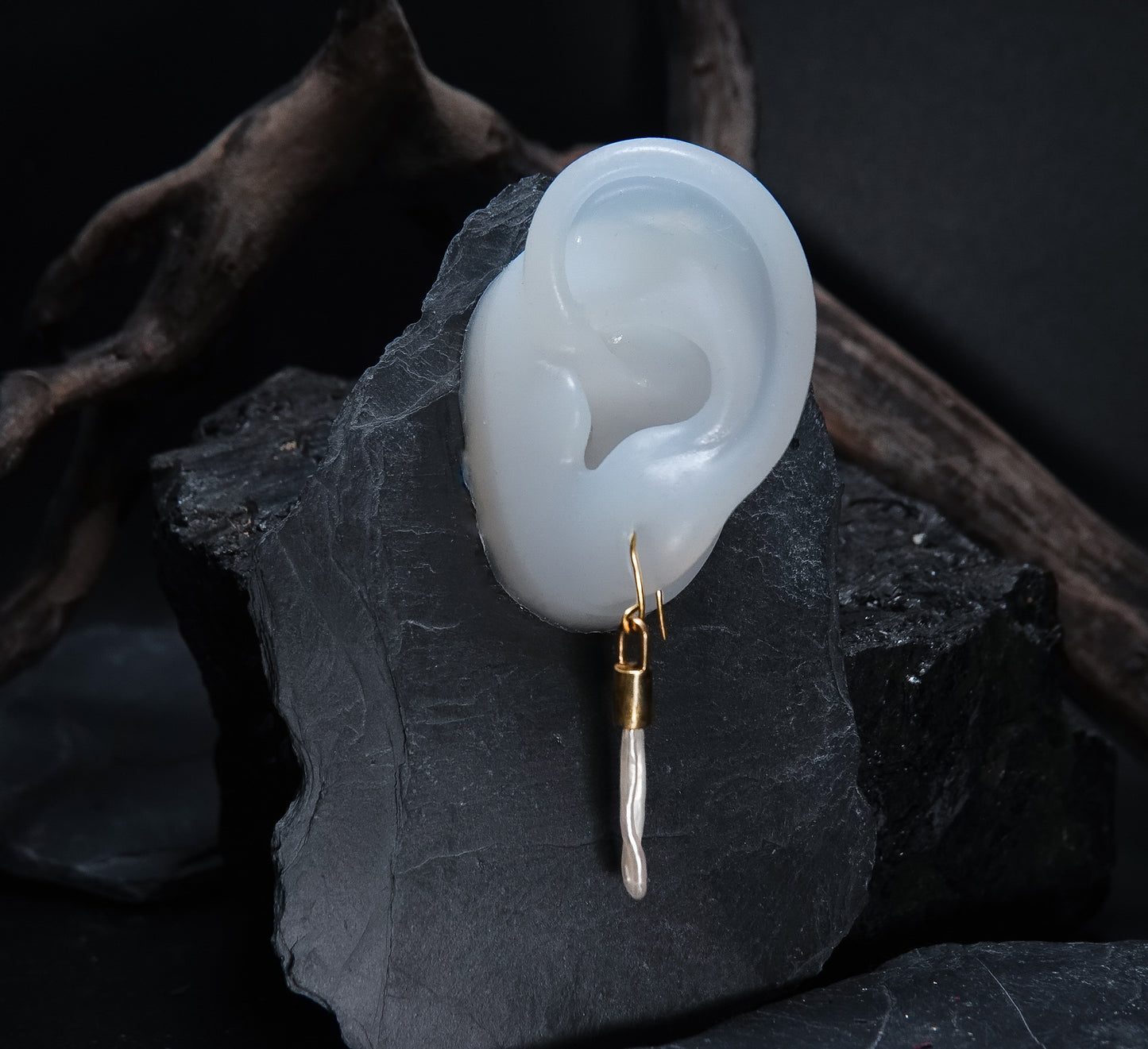 Wands Earings: Single pair