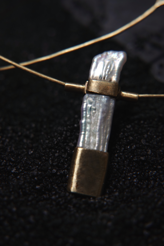Swings Necklace : Pendulum